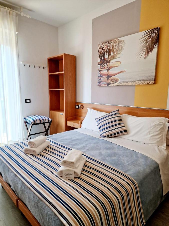 Hotel Orchidea Lignano Sabbiadoro Dış mekan fotoğraf