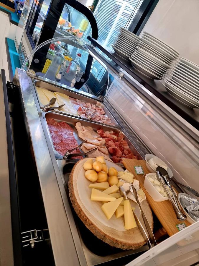 Hotel Orchidea Lignano Sabbiadoro Dış mekan fotoğraf